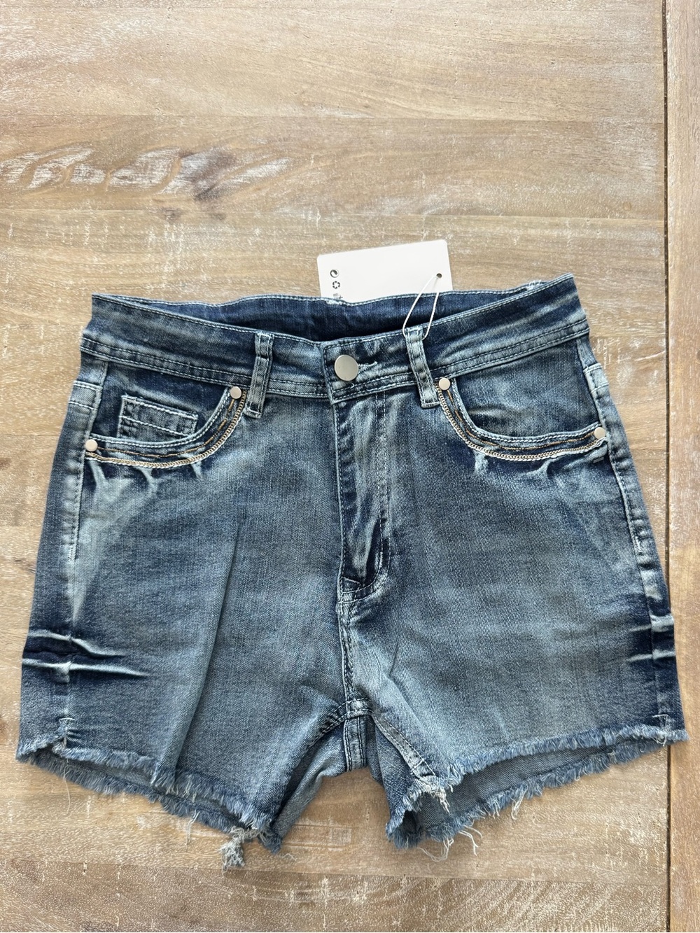 Rosa Clothing Vintage Embroidered Raw-Edged Denim Shorts Small New